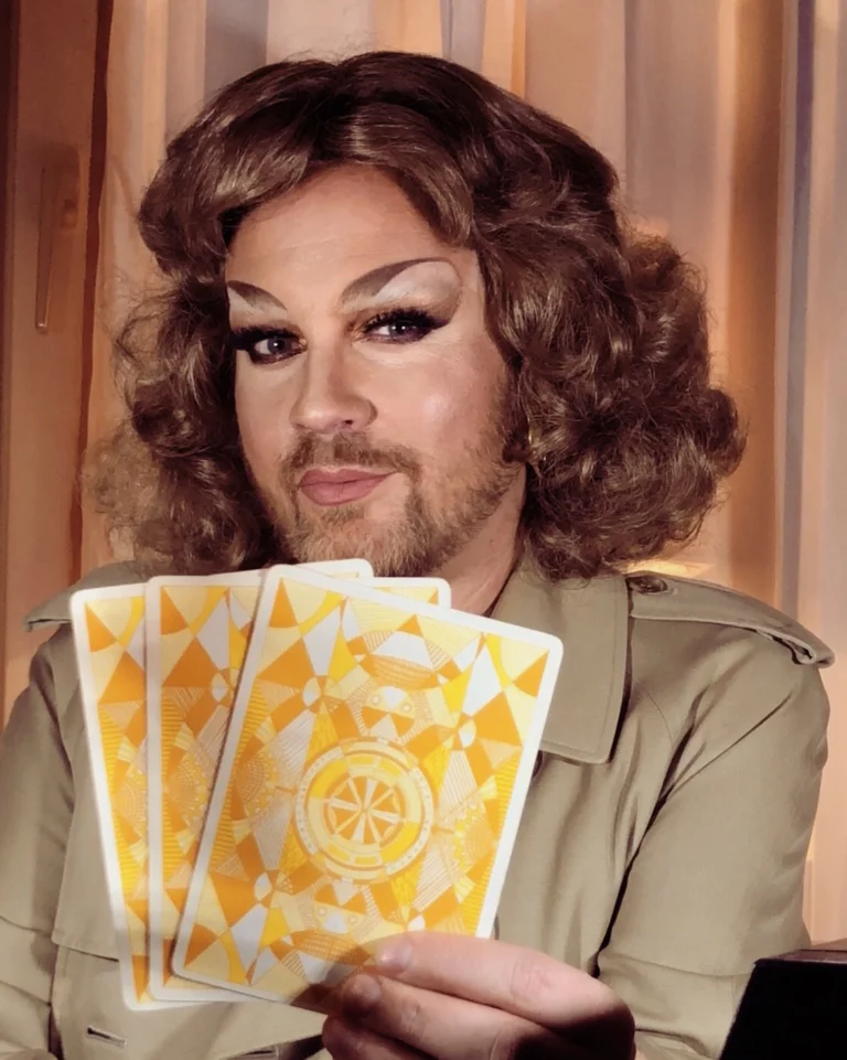 Madame Selma Wahrsagerin