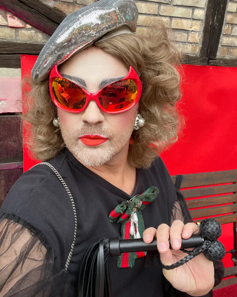 Madame Selma Wahrsagerin