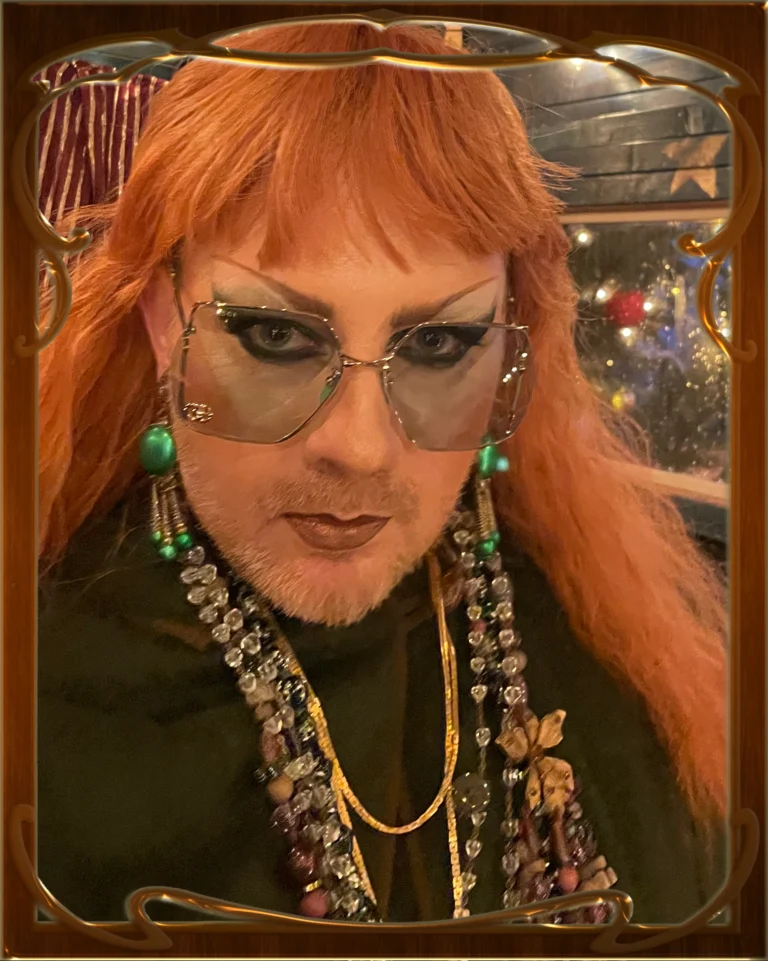 Tarot Wahrsagerin Madame Selma